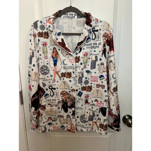 Taylor Swift Meet me at midnight Pajama Top S Button Down Swiftie Eras Tour - Picture 1 of 11